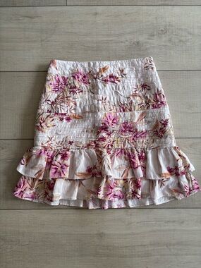 Sheike White Floral Ruffle Tiered Mini Skirt w/Smocked Waist Festival Size 8